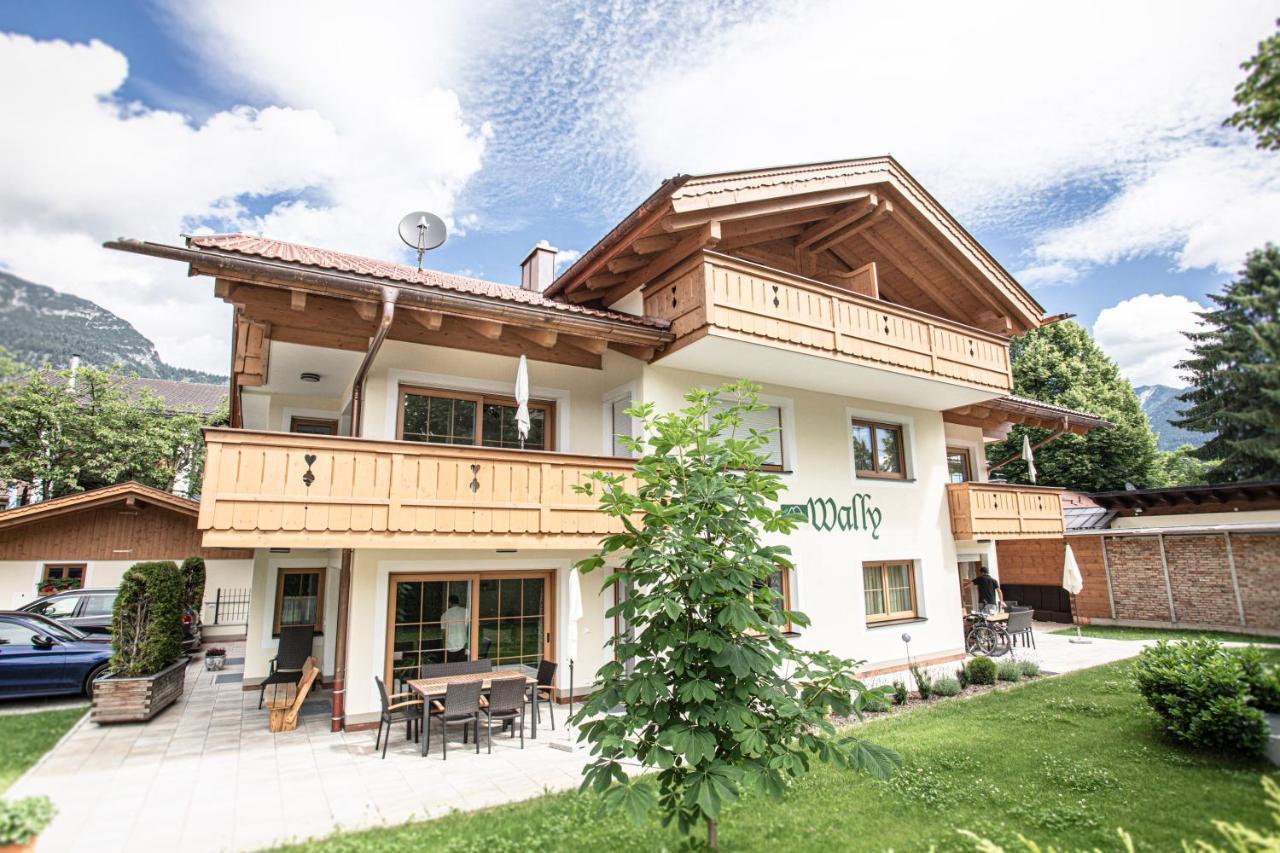 Ferienwohnungen "Zur Wally" Garmisch-Partenkirchen Bagian luar foto